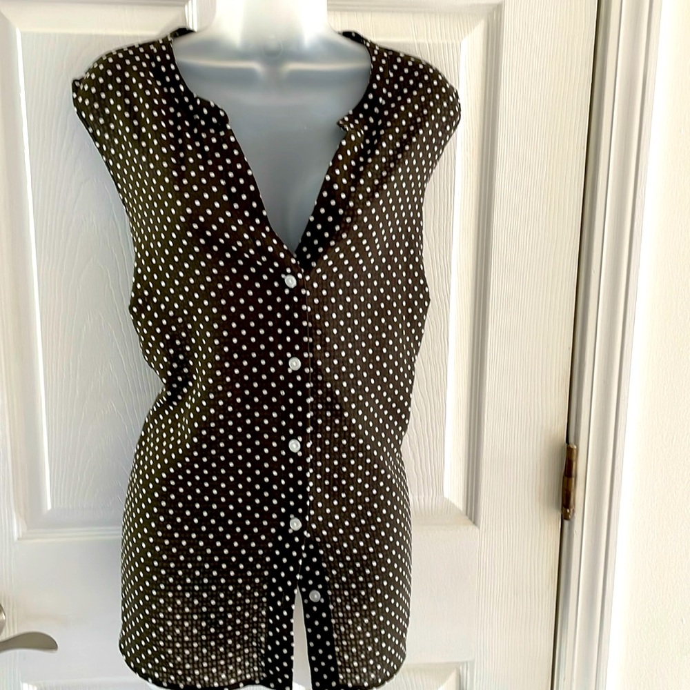 Jones New York Sleeveless Brown and White Polka Dot Blouse